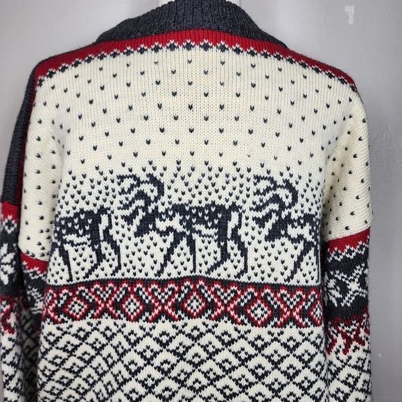 Vintage Nordstrikk 100% Wool Norwegian Fair Isle Reindeer Motif Sweater Size L - Picture 5 of 12